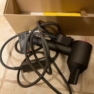 Dyson blow dryer